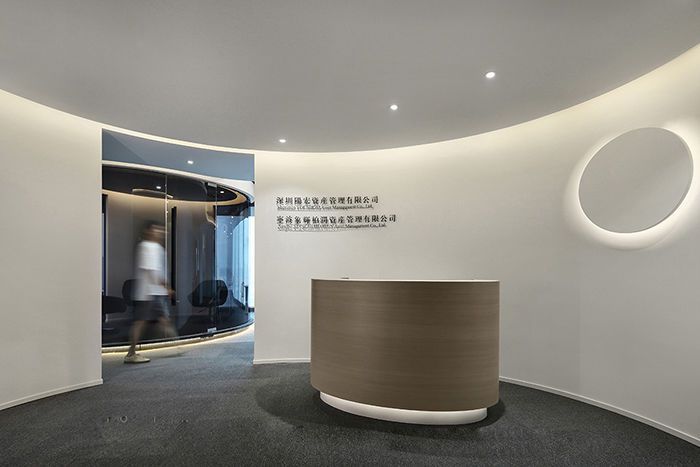 辦公室前臺(tái)大廳裝修設(shè)計(jì)圖片